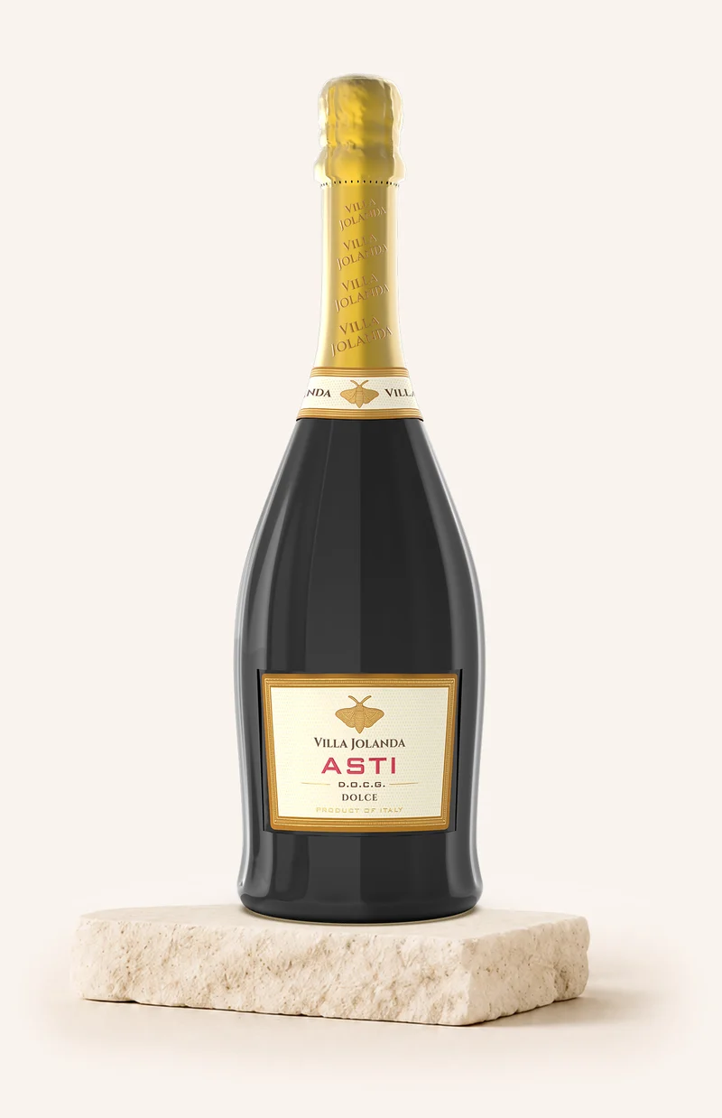 Villa Jolanda Asti 750 Ml front bottle