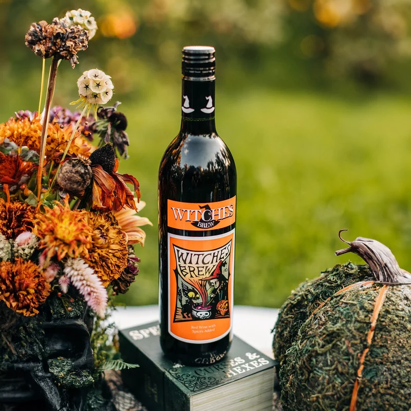 Leelanau Wine Cellars Witches Brew Spiced Red Wine bottle