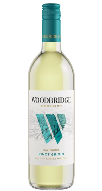Woodbridge by Robert Mondavi Pinot Grigio bottle