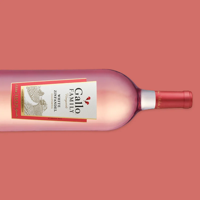 Gallo White Zinfandel 750 Ml front bottle